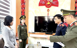 Bắt tạm giam nữ Giám đốc Trung tâm thể thao Hà Tĩnh