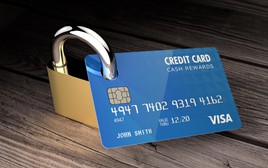 Vietcombank khóa tài khoản, ngưng giao dịch rút tiền, chuyển tiền với các tài khoản sau