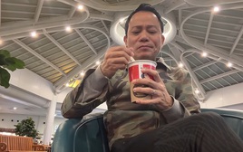 Con trai Chế Linh qua Mỹ, đi xin nước sôi ăn mì gói