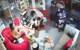 Nam thanh niên dùng dao đâm nữ nhân viên tiệm làm đẹp rồi về nhà tự tử: Hé lộ nguồn cơn