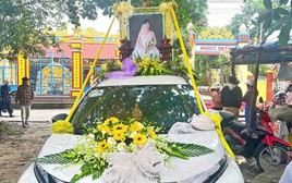 Cô dâu ở Huế qua đời trước ngày cưới, chú rể làm hành động rơi nước mắt