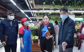 Hà Nội: Phát hiện nhiều sản phẩm tươi sống tại siêu thị không có hạn sử dụng