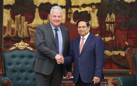 Gặp Thủ tướng, lãnh đạo Tập đoàn giữ thế độc tôn trong ngành CN 1.000 tỷ USD muốn "làm tổ" tại Việt Nam