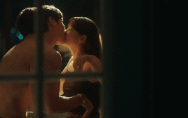 Phim Hàn mới chiếu đã gây sốc với cảnh 18+ căng đét: Nữ chính đẹp thôi rồi, càng xem càng xấu hổ