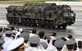 Hàn Quốc bắt đầu triển khai ‘tên lửa quái vật’ Hyunmoo-5