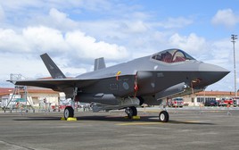 Nhật Bản cáo buộc Mỹ không giao số vũ khí trị giá 6,9 tỷ đô la