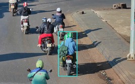 Nhận diện 2 kẻ cướp hơn 1,8 tỷ đồng ở ngân hàng Vietcombank ở Gia Lai