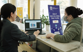 Viên chức chuyển công tác trong năm có được hưởng trọn thưởng Tết?