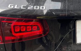 Vụ Mercedes đỗ ở vỉa hè Hà Nội bị cào xước: Hé lộ bất ngờ về chi phí sửa chữa