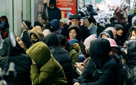 Ảnh, clip: Hà Nội chìm trong những ngày lạnh nhất từ đầu Đông