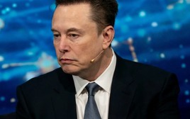 Elon Musk tiên đoán ‘không tưởng’ về thế giới 20 năm tới: Tiền mặt không còn cần thiết, lao động không còn bắt buộc, phim viễn tưởng liệu có thành thật?