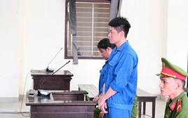 Vướng vòng lao lý vì gói hàng được mua từ người đàn ông tên Tèo