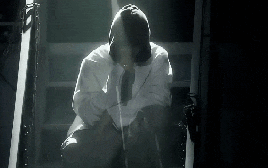 Dấu chấm hết của ngôi sao hạng A: Nhan sắc tài năng miễn chê, nay đối diện án tù vì trái luật Bộ Quốc phòng