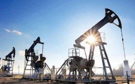 Chiến dịch tấn công chớp nhoáng của Mỹ đã làm sụp đổ giá dầu toàn cầu?