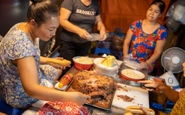 Vì sao gọi là “pate Cột Đèn”? Nơi mua chuẩn của người Hải Phòng, chỉ bán vào buổi tối ít du khách biết