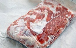 Lời khuyên đến các gia đình cấp đông thịt lợn trong tủ lạnh