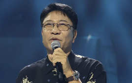 Cụ ông 74 tuổi làm chao đảo showbiz Hàn Quốc