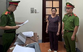 Ra quyết định khởi tố chủ hộ kinh doanh Vũ Thị Hoa SN 1963