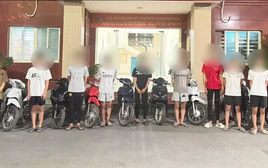 Triệu tập thêm 17 'quái xế' lạng lách, đánh võng trước Sân vận động Mỹ Đình