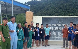 Công an bất ngờ kiểm tra 55 người tại trang trại chăn nuôi