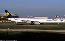 Hôm nay - 19/10, một siêu máy bay sải cánh hơn 63 m, có tới 4 động cơ Rolls-Royce, từng là máy bay chở khách dài nhất thế giới, chính thức dừng hoạt động