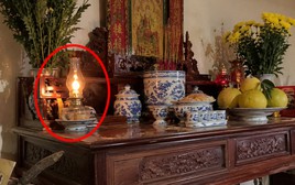 Lời khuyên cho những gia đình vẫn để đèn dầu trên bàn thờ 24/7
