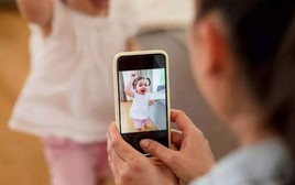 Trung Quốc: Mẹ đăng ảnh khoe con lên MXH, người yêu cũ lần ra trường học rồi bắt cóc, tống tiền hơn 11 tỷ đồng