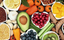 6 loại quả âm thầm bảo vệ trái tim: Việt Nam là thiên đường, ghé chợ nào cũng bán nhưng nhiều người không biết để mua