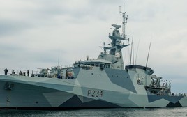Tàu tuần tra Anh HMS Spey vừa tới TP.HCM có gì đặc biệt?
