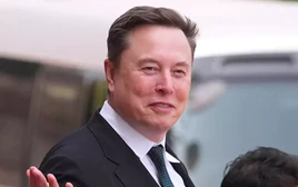 Tỷ phú Musk thừa nhận đứng sau chuyện hạn chế tốc độ Starlink cho Ukraine