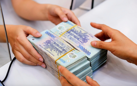 Bố mẹ cho em trai toàn bộ tiền đền bù đất, còn tuyên bố con gái lấy chồng "ăn lộc" nhà chồng, 3 năm sau, ông bà mới hối hận