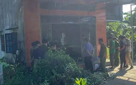 Hai cha con chết cháy trong nhà lúc rạng sáng