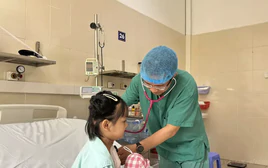 Bệnh viện Nhi Trung ương hướng tới ghép tim, phổi, ruột cho trẻ em