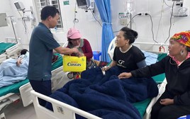 Đang trú mưa trong lều, 4 người ở Sơn La bị sét đánh