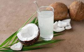 Điều gì xảy ra với thận khi bạn uống nước dừa?