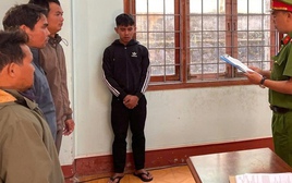 Thanh niên tông CSGT rồi bỏ chạy bị khởi tố tội "Giết người"