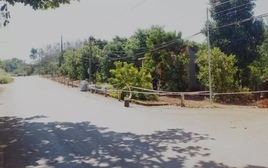 Nghịch tử dùng dao tấn công khiến bố và dượng thương vong