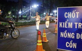 Uống rượu từ hôm trước, sáng hôm sau vẫn bị phạt nồng độ cồn, Bộ Công an nói gì?