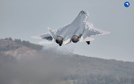 Mục đích bí ẩn của Nga khi tập trung hầu hết Su-57 về một sân bay