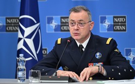 Công nghệ chiến trường: Ai thích nghi nhanh hơn, Nga hay NATO?