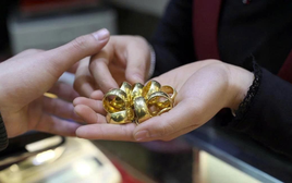 Giá vàng SJC, vàng nhẫn sáng nay ngày 12/2