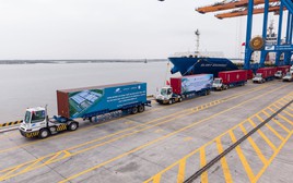 Đón lô thiết bị máy móc đầu tiên, hãng ô tô Trung Quốc đầu tiên xây nhà máy ở Việt Nam thi công xuyên Tết để sớm vận hành nhà máy ở Hưng Yên