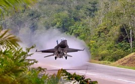 Indonesia biến cao tốc thành đường băng cho tiêm kích