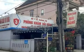 Dâm ô bé gái 10 tuổi, bác sĩ sản phụ khoa bị khởi tố