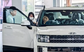 Tiêu thụ ô tô giảm mạnh trong tháng đầu năm 2026