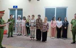 Khởi tố 9 người ẩu đả trong lúc giành khách giữa hai quán bar