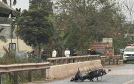 Nam thanh niên chưa rõ danh tính gặp tai nạn tử vong trên đường