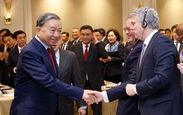 Tổng Bí thư Tô Lâm chứng kiến lễ ký và trao các hợp đồng, thỏa thuận hợp tác của Việt Nam và Mỹ