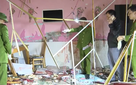 VIDEO: Giám đốc Công an Thanh Hóa tới hiện trường, chỉ đạo phá án vụ ném mìn