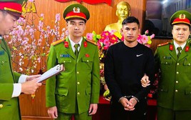 Bé gái 13 tuổi bị hiếp dâm khi đi chơi ngày mùng 1 Tết